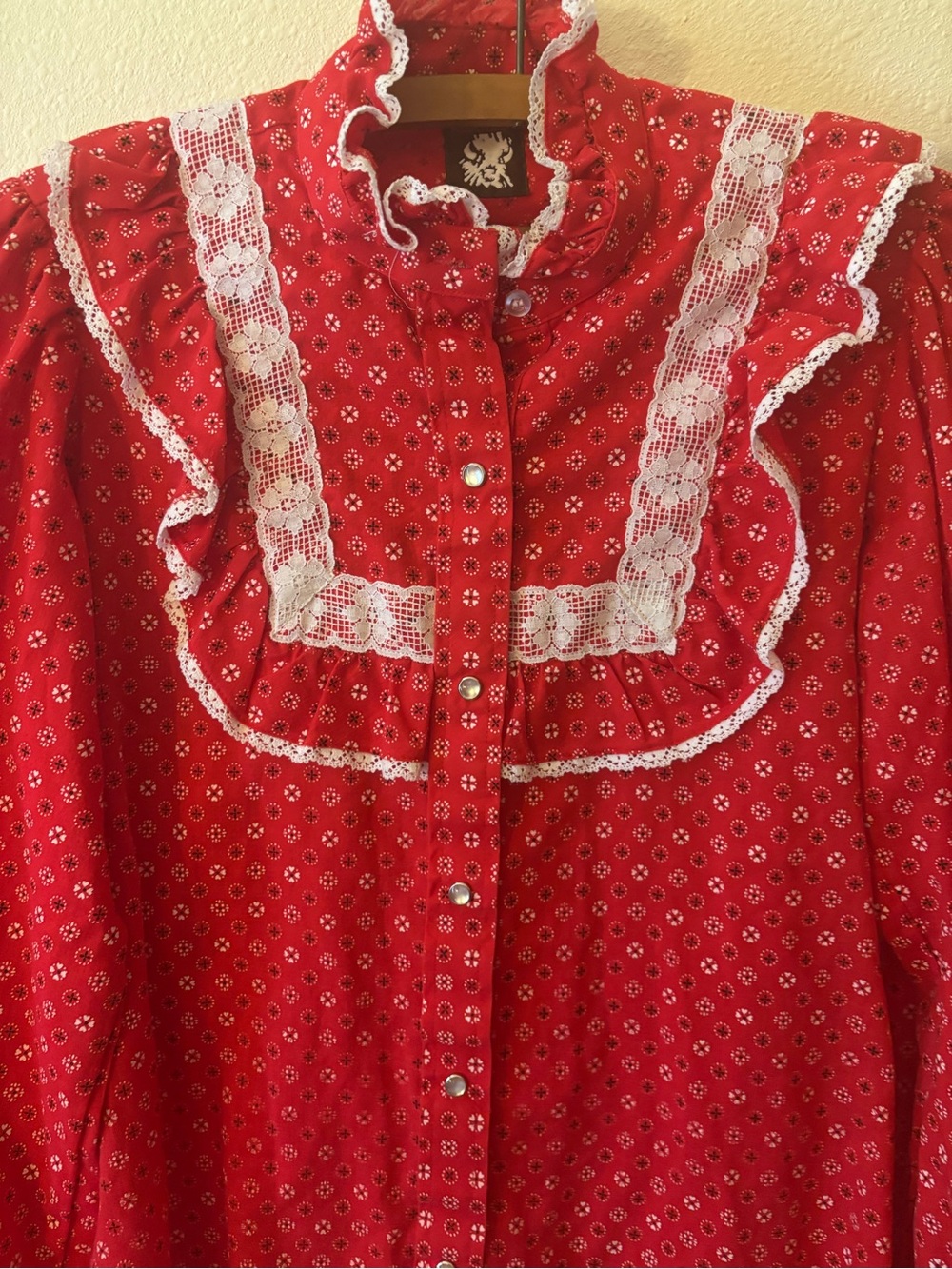 Vintage Western Bandana style Lace-Trim Button-Down Blouse - Picture 5 of 8